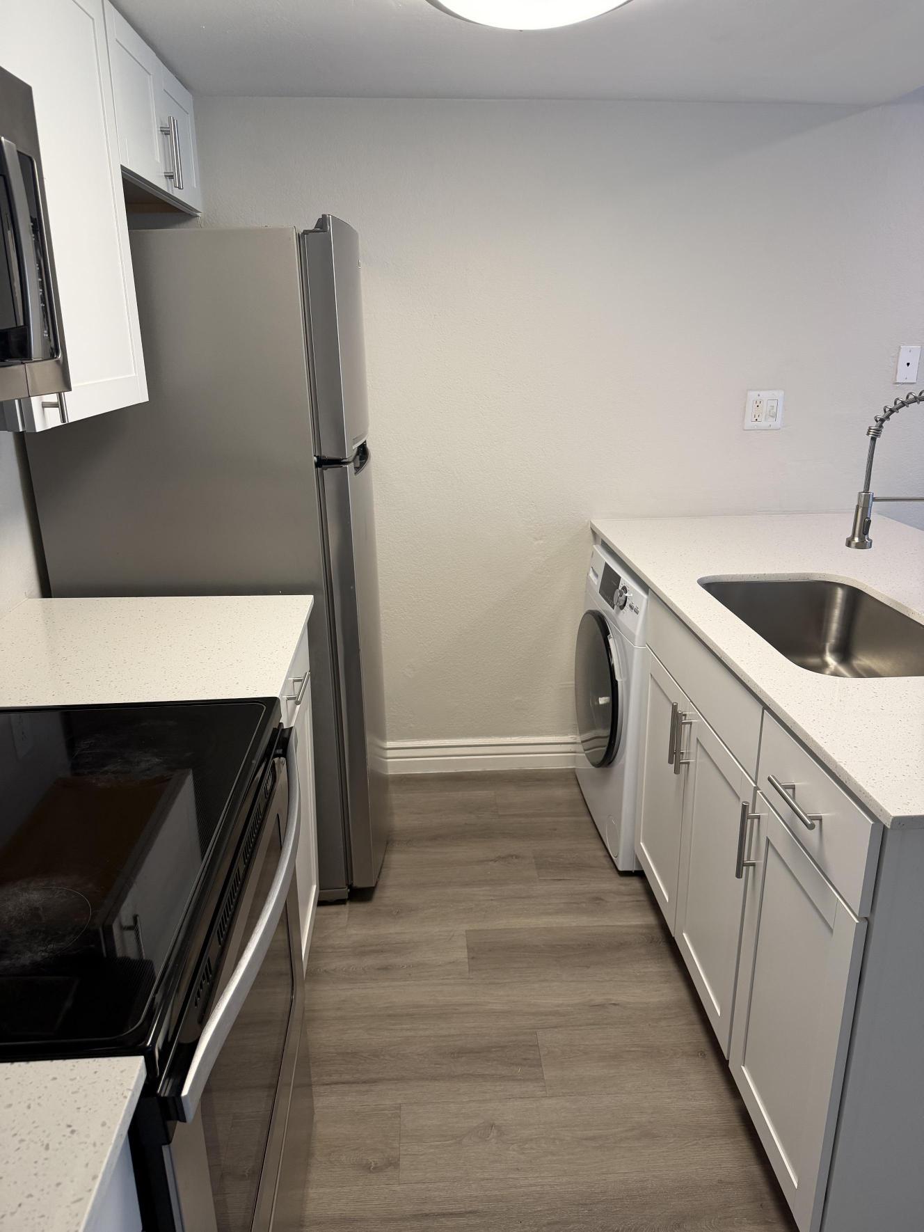 Lavadora y secadora dentro del apartamento